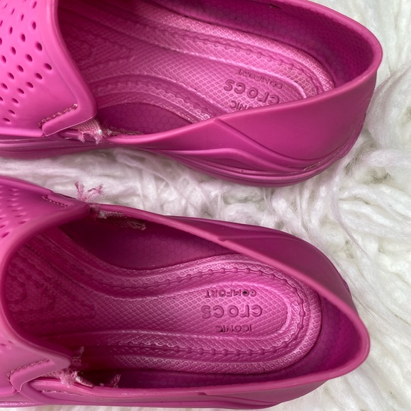 Kids Crocs Shoes - Picture 4 of 7